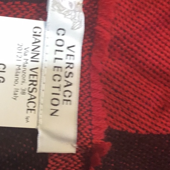 VERSACE COLLECTION SCARF NEW - Picture 4 of 5